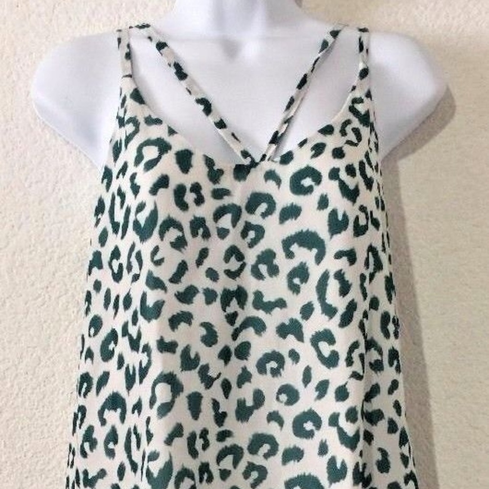 Ro & DE V-Strap Animal Print womens Green Size XS